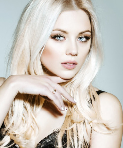 long hairstyles for women, karen wright salon, croydon